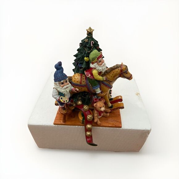 Fitz and Floyd Happy Holidays Stocking Holder 2004 Santa Elf Christmas Tree - Picture 2 of 16